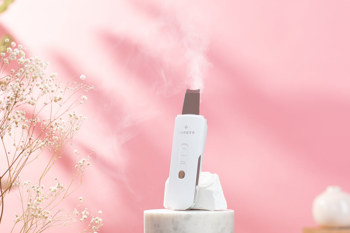 Spatule à ultrasons : le peeling doux qui nettoie les pores sans frotter