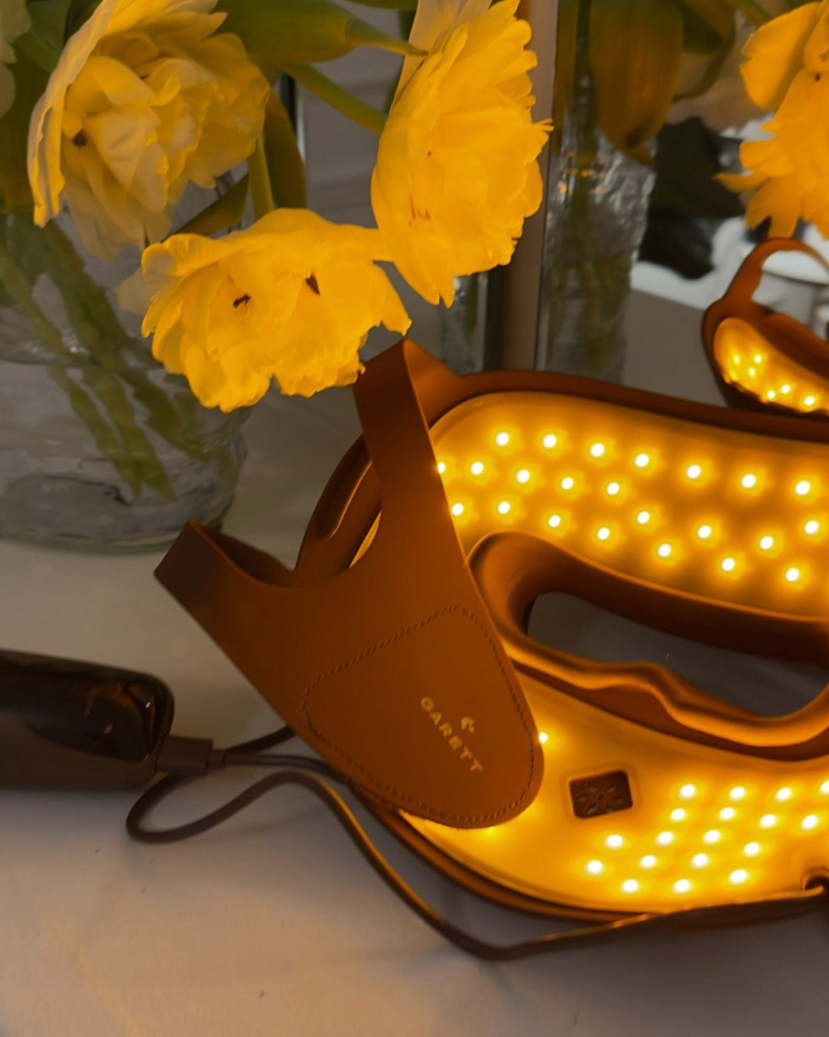 Masque LED visage & cou : comment l'utiliser pour de vrais résultats