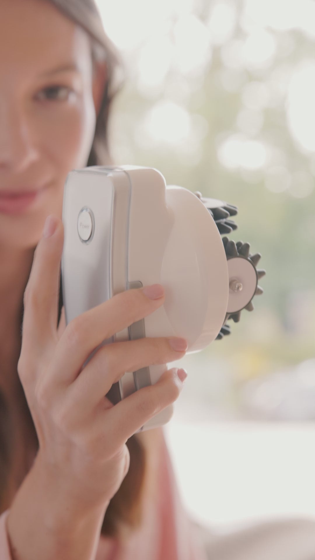 Appareil anti-cellulite Cellu Body — massage par rouleaux rotatifs